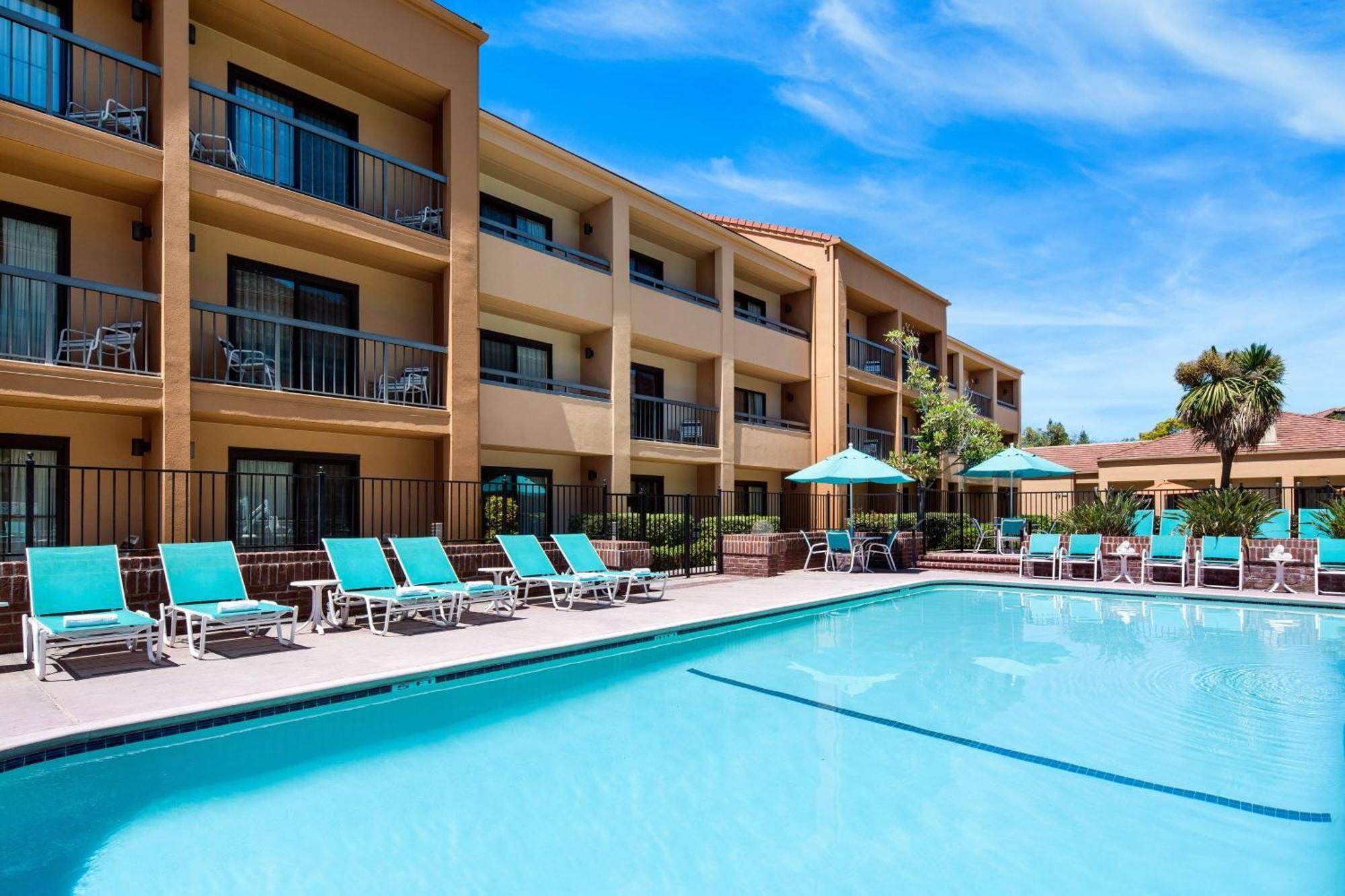Courtyard San Jose Cupertino Hotel Exterior foto